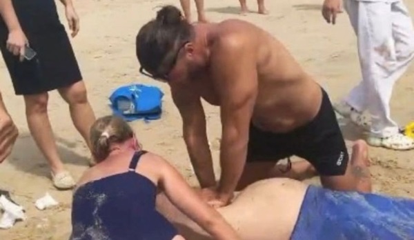 Во Вьетнаме российских туристов унесло отбойное течение