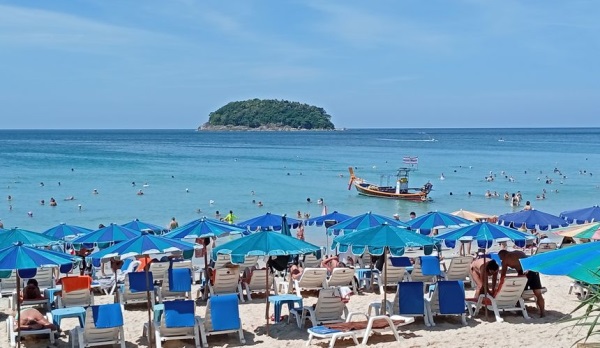 Туристы из Европы и Китая боятся лететь в Таиланд