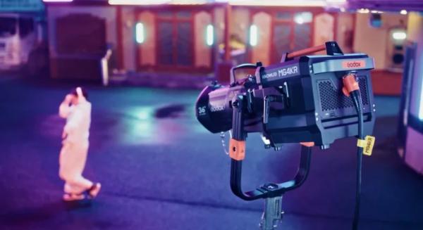 Новый сверхмощный свет от Godox для масштабных сцен