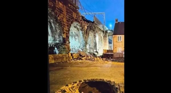 Из-за сгенерированной ИИ фотографии  в Великобритании остановились поезда