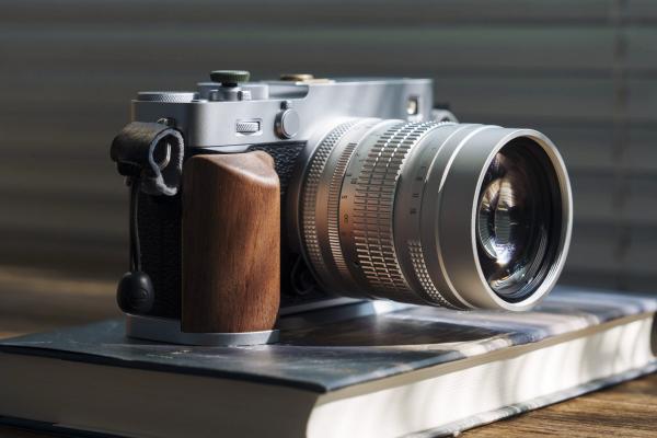 Pergear 50mm F/1.2 для кроп-камер стоит 100 долларов