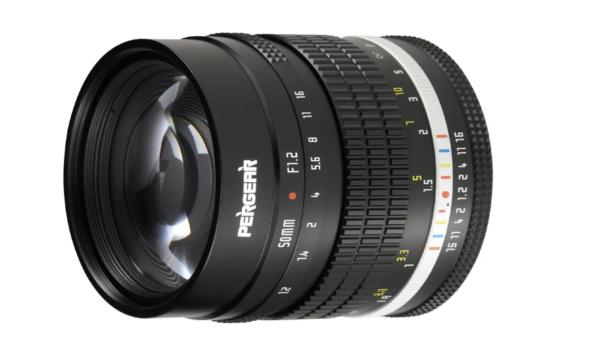 Pergear 50mm F/1.2 для кроп-камер стоит 100 долларов